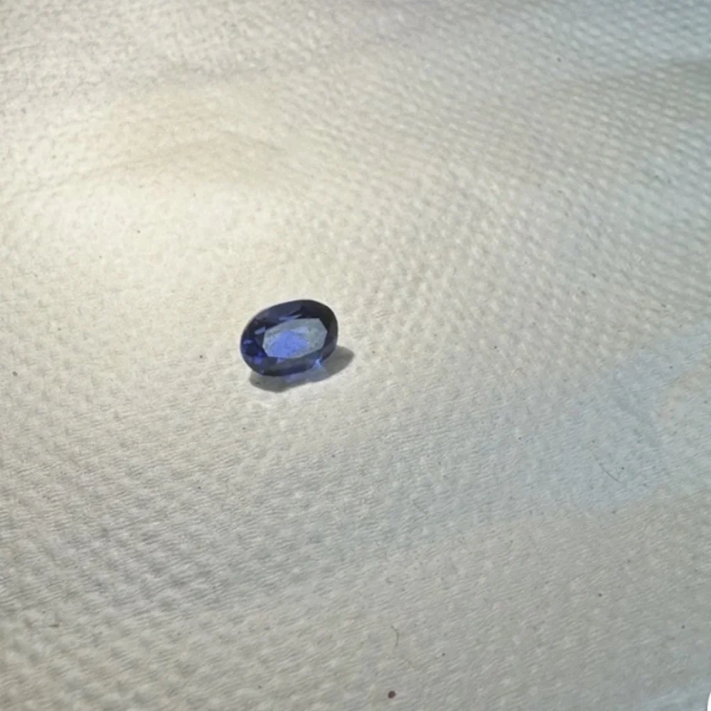 1 oval carat dark sapphire - Picture 2 of 6